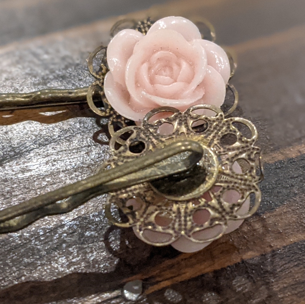 Rose hair clips - Picture 4 of 6